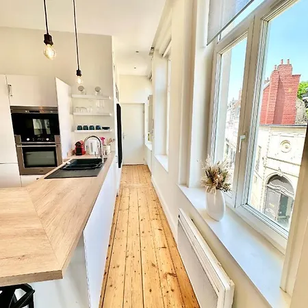 My Little - Le Vieux De Leonard Apartment